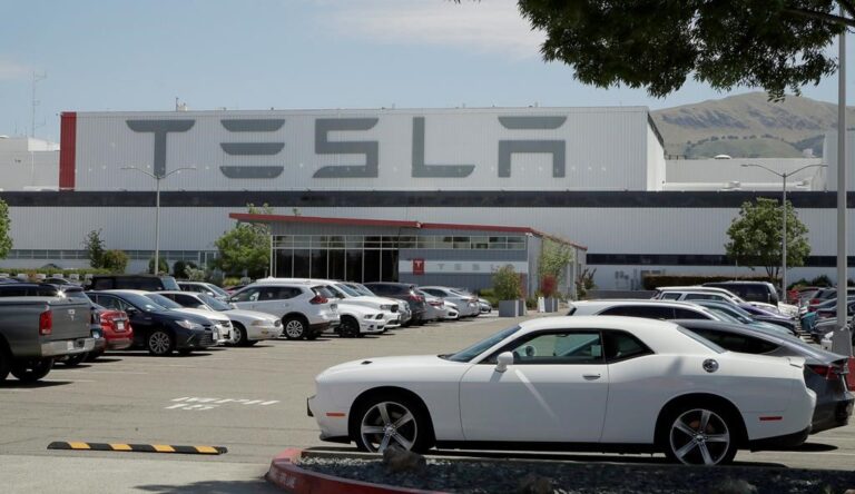 Tesla recalls over 475K cars from U.S. markets over safety concerns