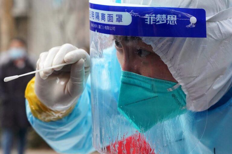Ontario reports 1,536 new COVID cases as daily infections continue to soar