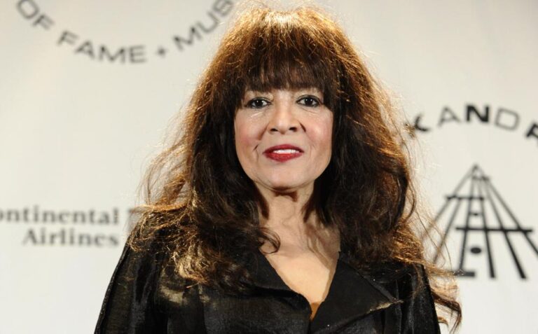 Ronnie Spector, pioneering rock ‘n’ roll singer behind ‘Be My Baby,’ dies at 78