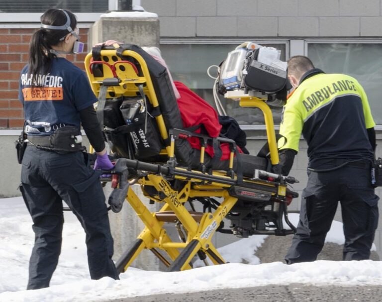 Quebec reports 54 new deaths related to COVID-19, hospitalizations up by 81