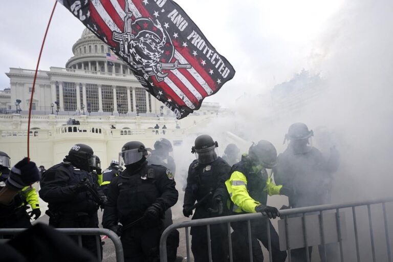 U.S. Capitol Police failed to foresee violence of Jan. 6: intel reports