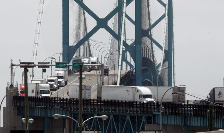 Canada’s public health agency involved in trucker COVID vaccine rule error: sources 