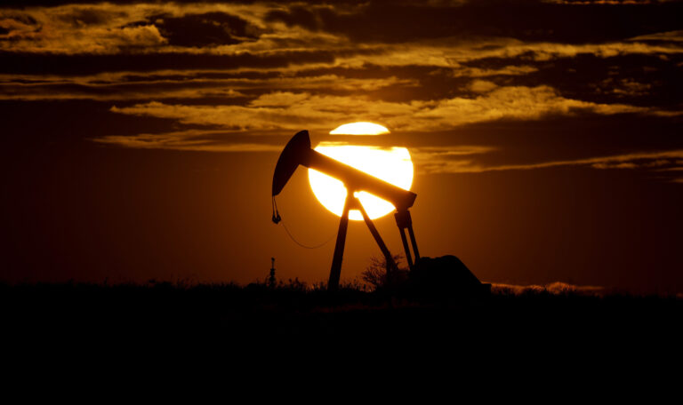 U.S. applauds OPEC decision to keep pumping more oil amid economic uncertainty