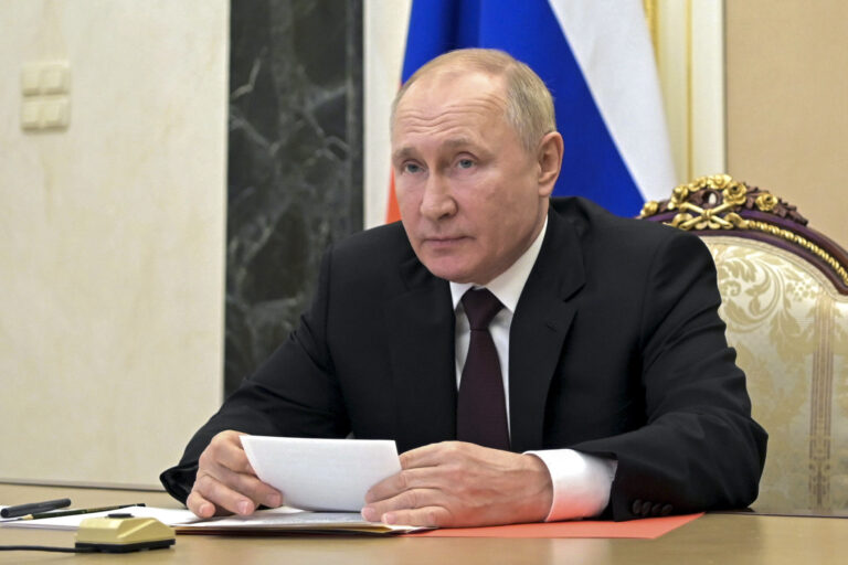 Biden threatens personal sanctions on Putin if Russia invades Ukraine