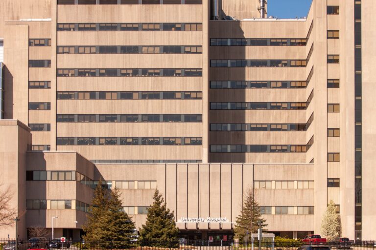 COVID-19: MLHU reports 6 deaths, LHSC ties Tuesday’s record with 166 inpatients