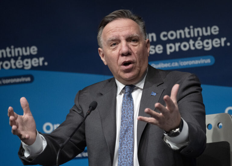 Quebec announces slow reopening from COVID-19 restrictions, gyms, bars not included