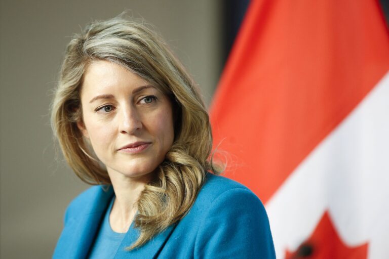 Russia faces severe sanctions if it advances further into Ukraine: Joly