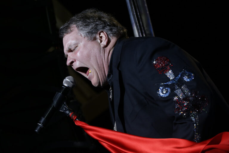 Meat Loaf, ‘Bat Out of Hell’ rock star, dead at 74