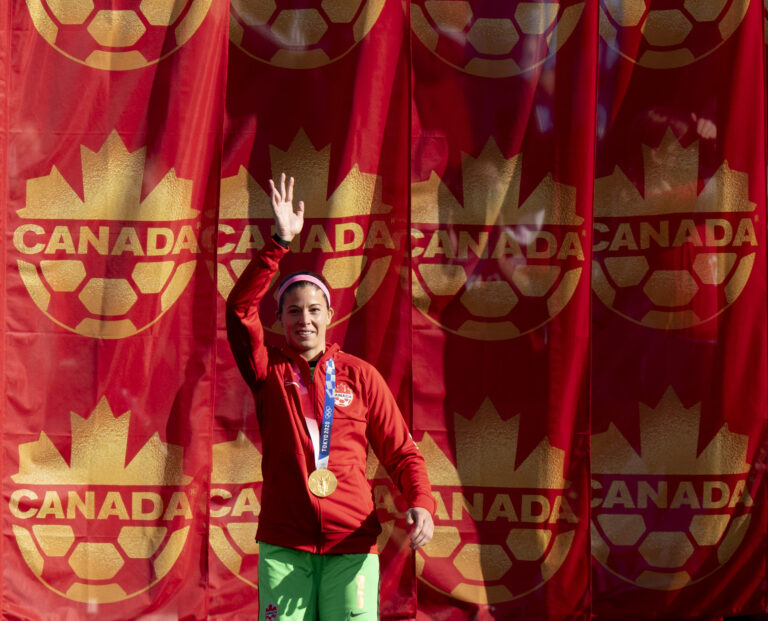 Canada goalkeeper Stephanie Labbe surprises by announcing retirement plans