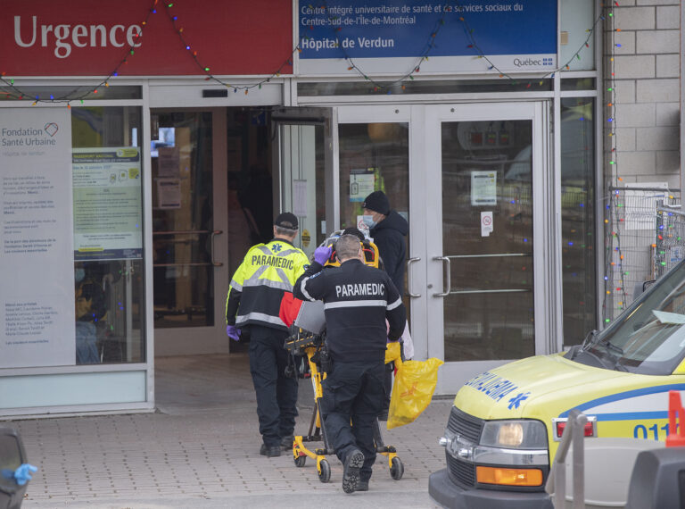Quebec sees COVID-19 hospitalizations surpass 2,500, another 26 new deaths