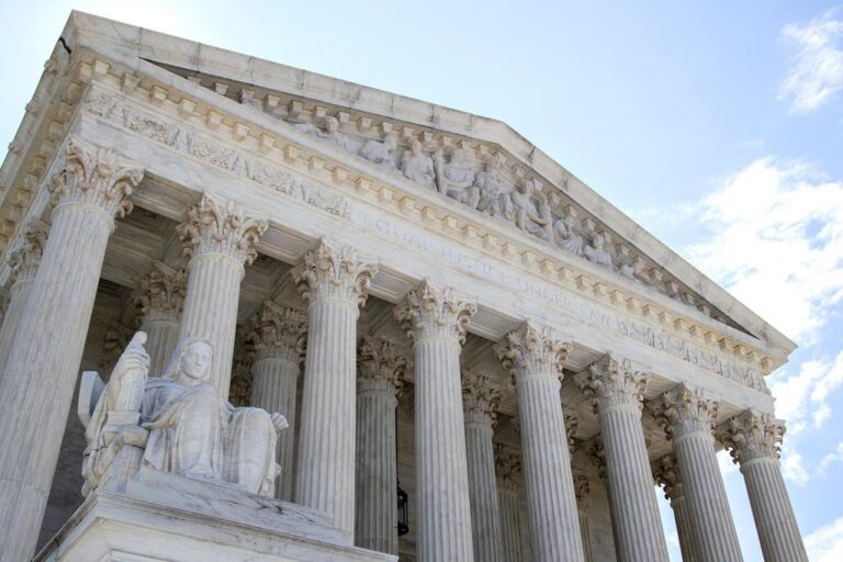 U.S. Supreme Court to decide whether to block Biden vaccine mandates