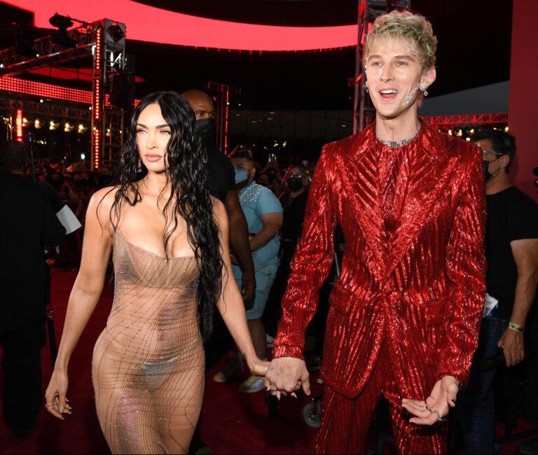 Megan Fox and Machine Gun Kelly announce engagement