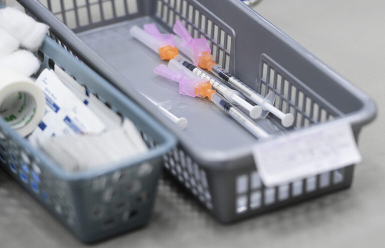 COVID-19: LHSC reports 21 patients in adult ICU, MLHU reports 4 deaths since Friday