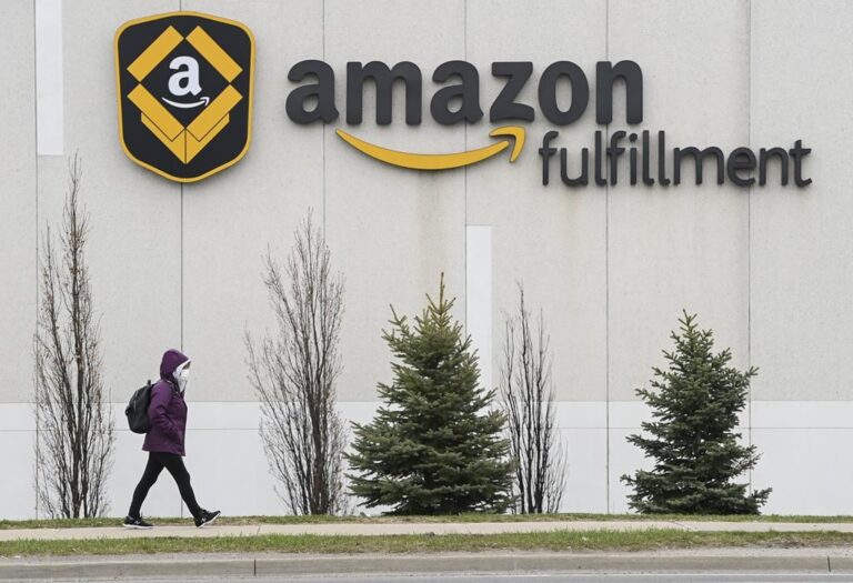 COVID-19 masks not mandatory at Amazon but vaccines are for paid pandemic leave