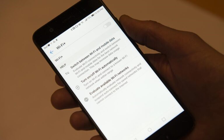 Feds rebuffed advice on COVID-19 phone data collection, privacy commissioner says