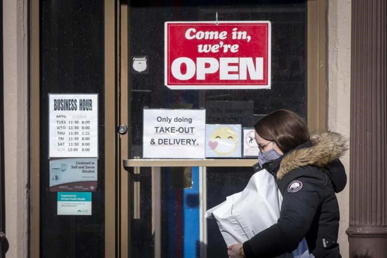‘A little nervous’: Experts question politics behind lifting COVID-19 restrictions