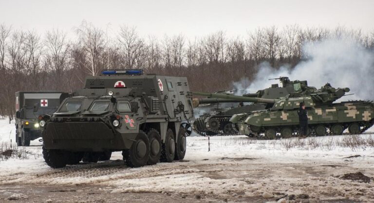 Many Canadians still need to leave Ukraine as Russian threats mount: official