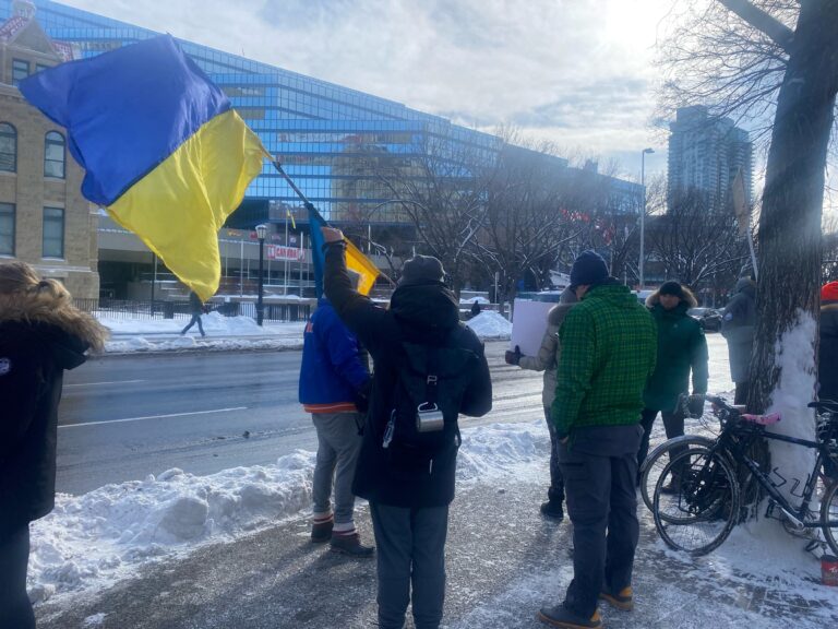 “It’s a terrible thing that’s going on”: Albertans gather to show support for Ukraine
