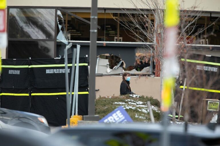 Death toll from U.S. mass shootings on the rise, study indicates