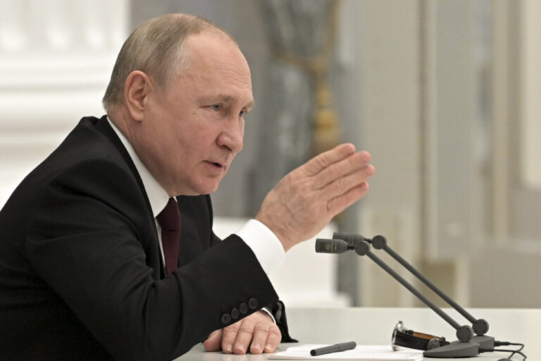 Russian lawmakers give Vladimir Putin permission to use troops abroad