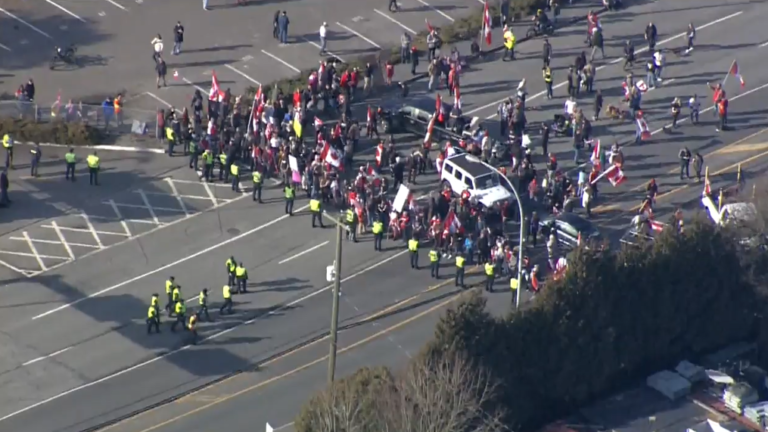 Four arrested as blockade of key B.C. border crossing stretches into second day: RCMP