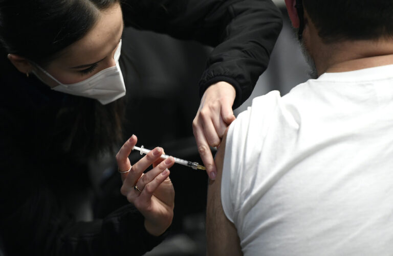COVID-19 booster shots now required to be fully vaccinated in Australia