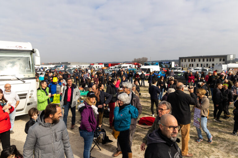 French ‘freedom convoy’ opposing COVID-19 mandates head to Paris