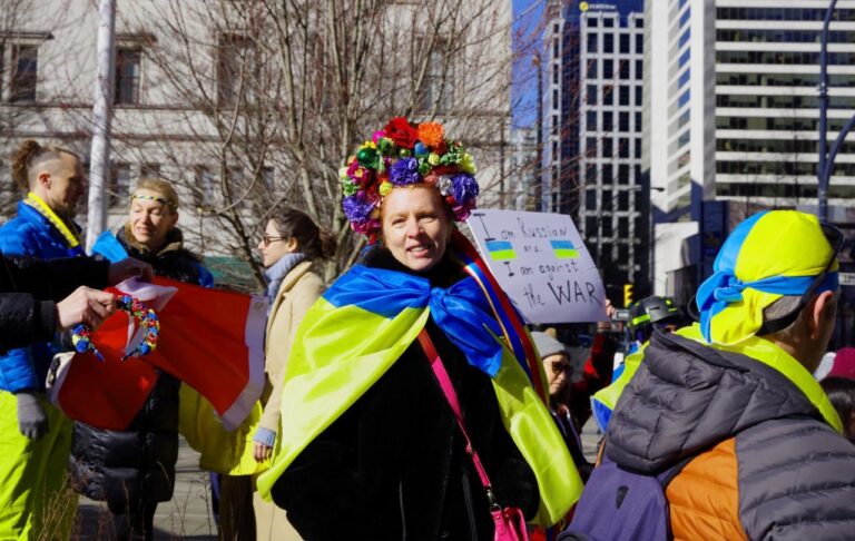 Large turnout at Ukraine solidarity rally in downtown Vancouver Saturday