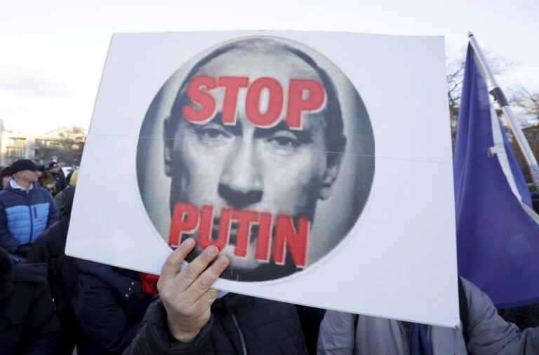How U.S. gunmakers are helping Ukrainians against Russia’s war