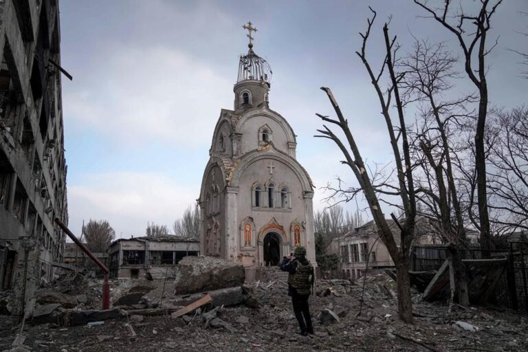 Ukraine starts using AI to identify the dead, uncover assailants amid Russian invasion