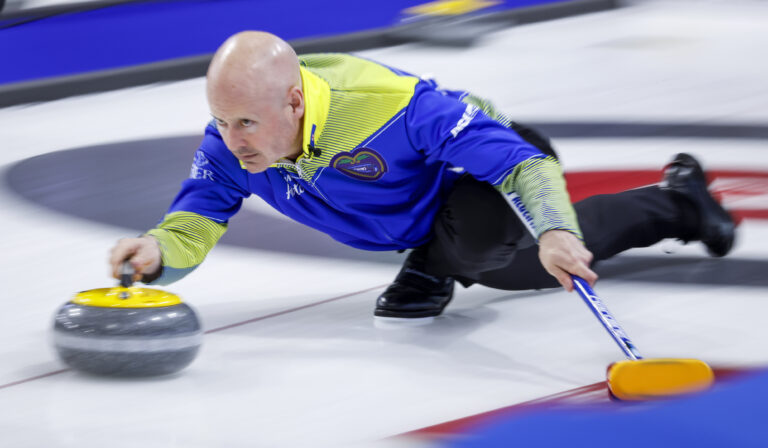 Koe, Dunstone and Bottcher post victories to remain unbeaten at Tim Hortons Brier
