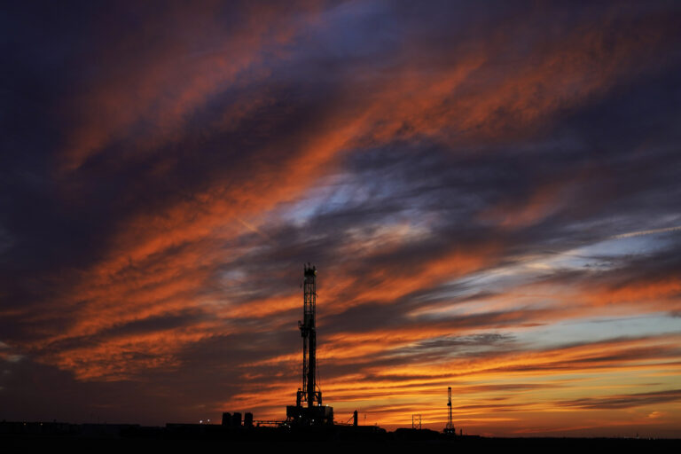 U.S. facing pressure to ban Russian oil. What would happen if it does?