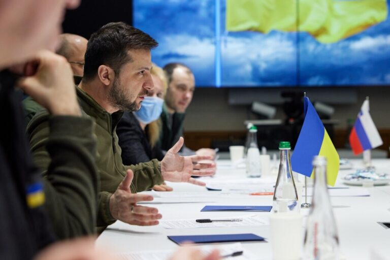 Czech PM says Ukraine needs more weapons after leaders meet Zelenskyy in Kyiv