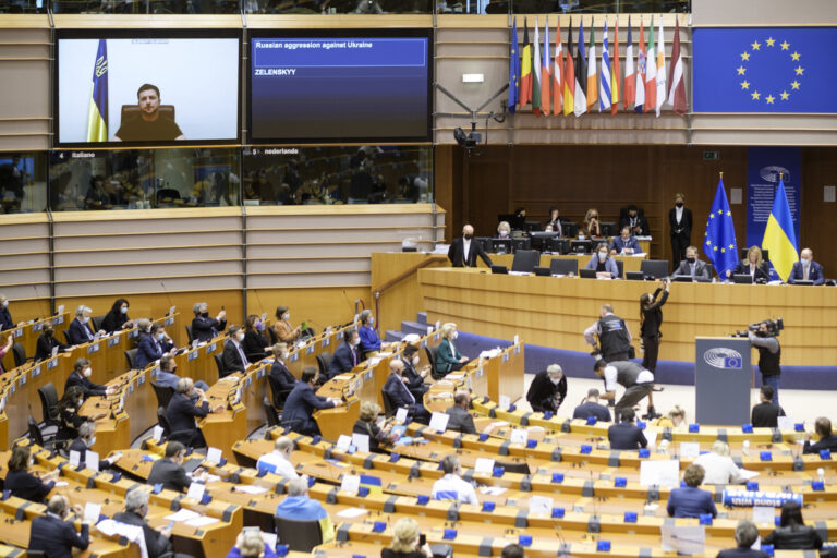 Translator chokes up as Zelenskyy gives emotional address to EU parliament