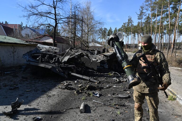 NATO estimates 7,000 to 15,000 Russian troops dead in Ukraine