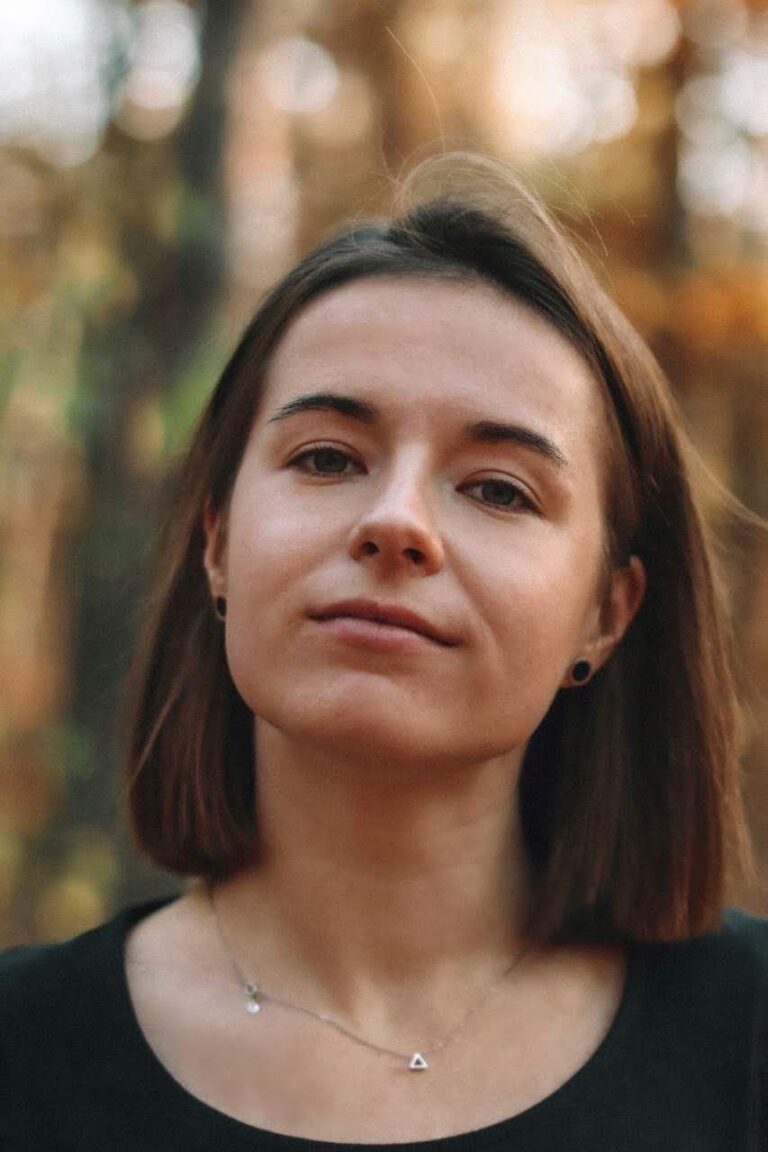 Young Ukrainian volunteer killed delivering aid to dog shelter near Kyiv: ‘She was a hero’