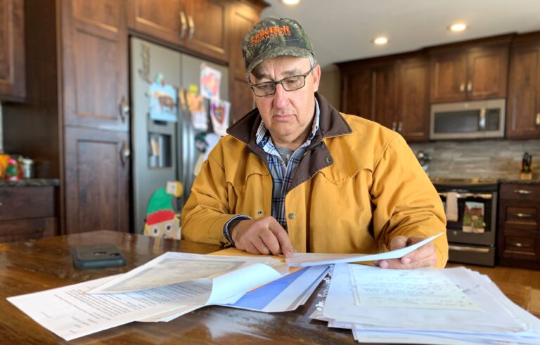 Alberta man helping relatives from Ukraine frustrated with Canadian program red tape