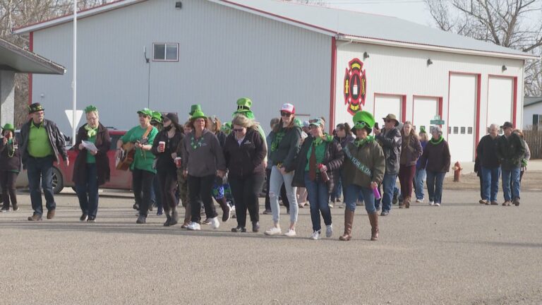 One of world’s smallest parades returns to Village of Carmangay