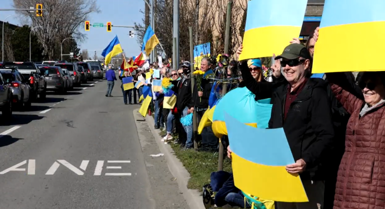 British Columbians keep focus on Ukraine with multiple Sunday rallies
