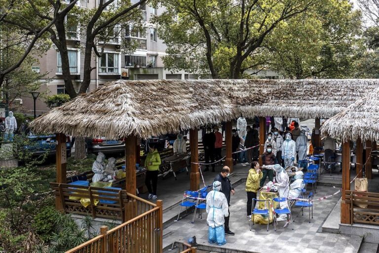 COVID-19: Shanghai residents fed up with China’s strict lockdown policy as cases soar