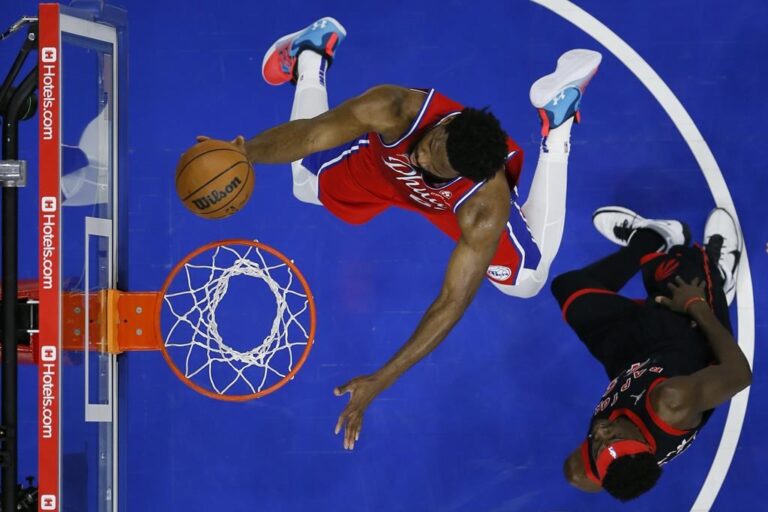 Sixers take 2-0 series lead over Toronto Raptors