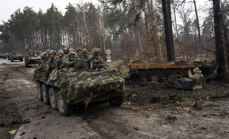 Canada to send 8 armoured vehicles to Ukraine amid heavy weapons push