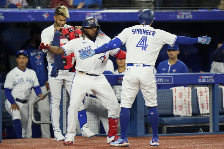 Toronto Blue Jays go on 1st road trip of 2022 to visit New York Yankees in the Bronx