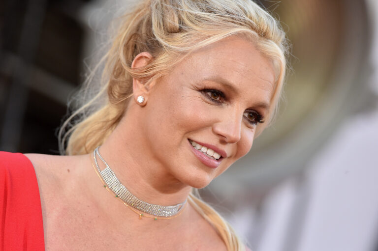 Britney Spears objects to paying her mother’s $660K legal fees