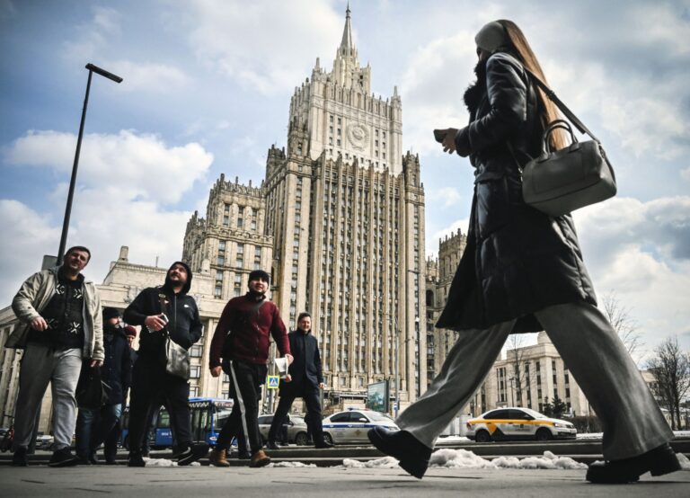 G7, EU nations to join U.S. in banning new investments in Russia, official says