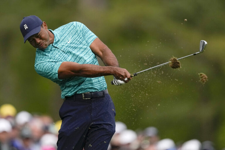 Scheffler builds 5-shot Masters lead as Tiger makes weekend