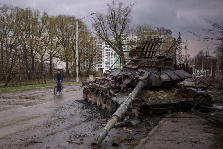 Russia aims to take southern Ukraine in Donbas operation, deputy commander says