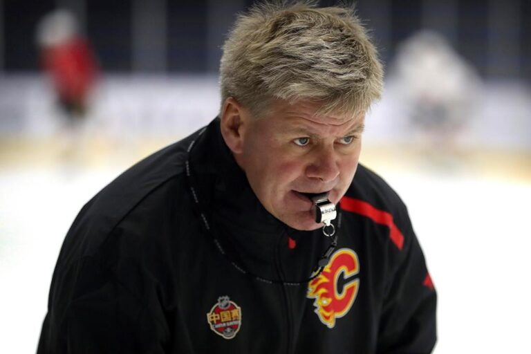 Bill Peters in the running for Grande Prairie Storm head coaching job