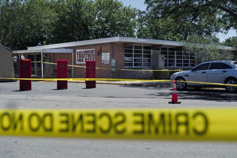 Texas school shooting: U.S. Justice Department to review police response