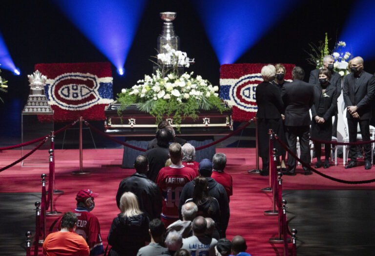 As Guy Lafleur lay in state for 2nd day, preparations underway for hockey legend’s funeral